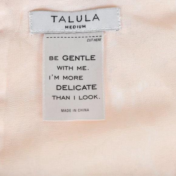 Aritzia Talula Light Peach Eyelet Tank  Top Boho Floral Sleeveless Top Medium - Picture 5 of 7